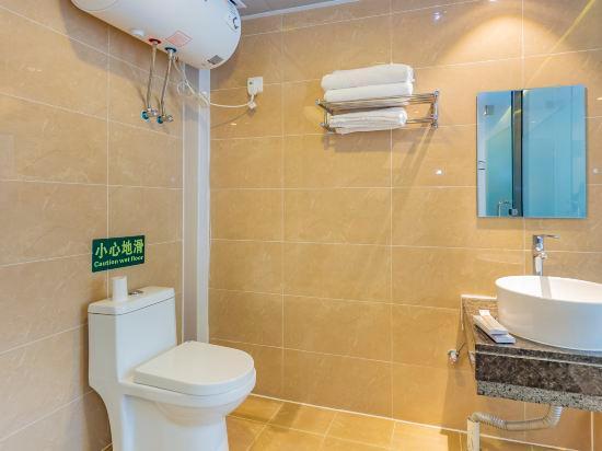 Пекин: Beijing Caoyuan Hotel (Yonghegong Guijie store)