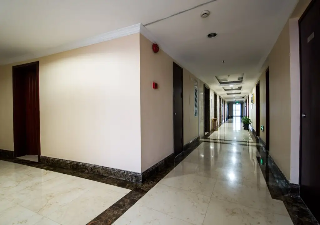 Chenlong Service Apartment (Yuanda building) — фото 1