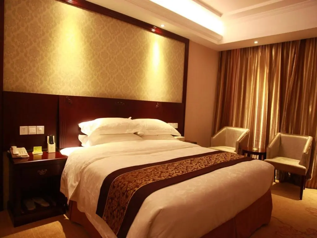 Шанхай: Vienna Hotel Shanghai Pudong Airport