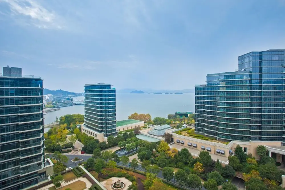 Ханчжоу: Qiandao Lake Greentown Ling Yun Apartment