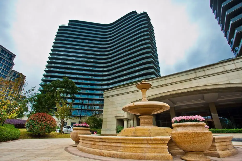 Ханчжоу: Qiandao Lake Greentown Ling Yun Apartment