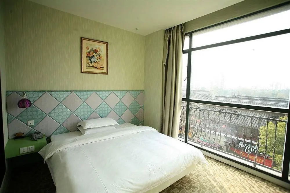 Цзясинь: Jiaxing Meiwan Modern City Hotel