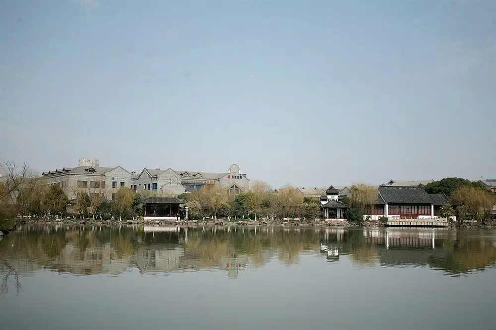 Цзясинь: Jiaxing Meiwan Modern City Hotel