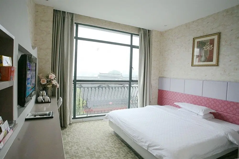 Цзясинь: Jiaxing Meiwan Modern City Hotel