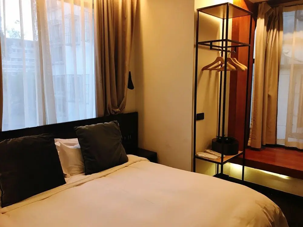 Шанхай: 8 Art Hotel on the Bund