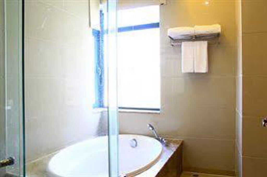 Санья: Sanya Tujia Vacation Rentals- Sanya Bay