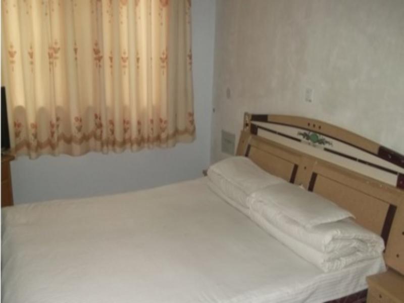 Янчжуди: Huixian Baligou Songyingge Hotel