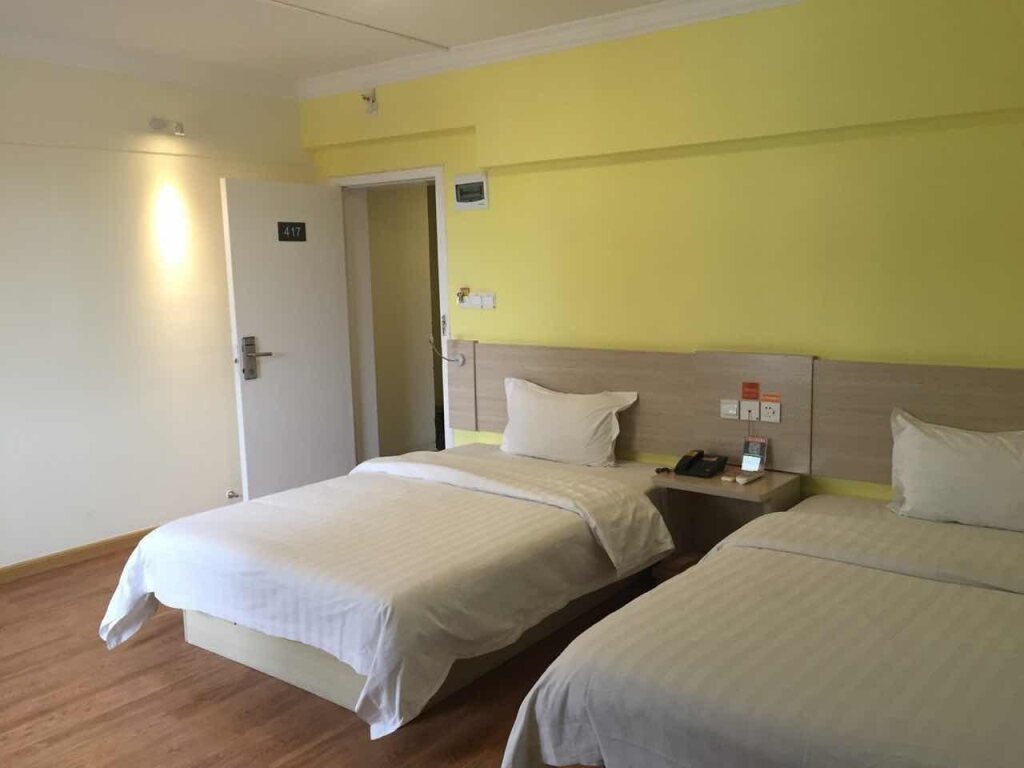 Гуйлинь: 7 Days Inn Guilin Seven Star Park Branch