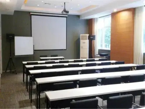 Шанхай: Goldmet Inn Shanghai Hongqiao Hub Qixin Road
