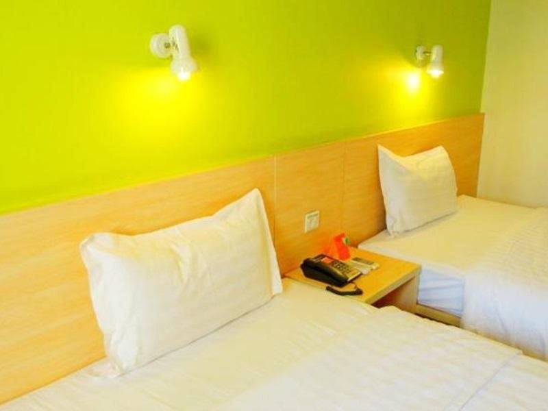 Сиань: 7Days Inn Xi'an South Gate Yongning Subway Station