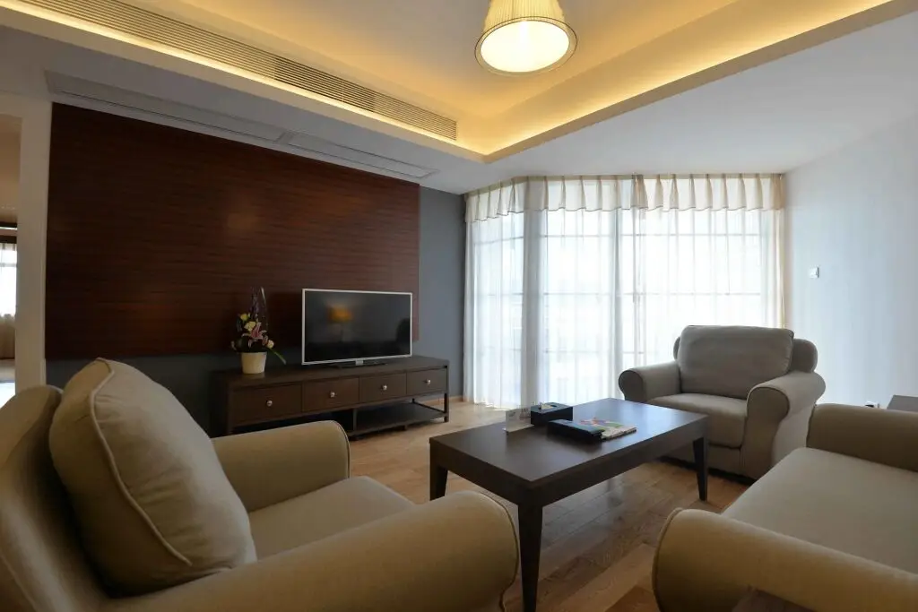 Шэньчжэнь: Ming Wah Apartment Shenzhen