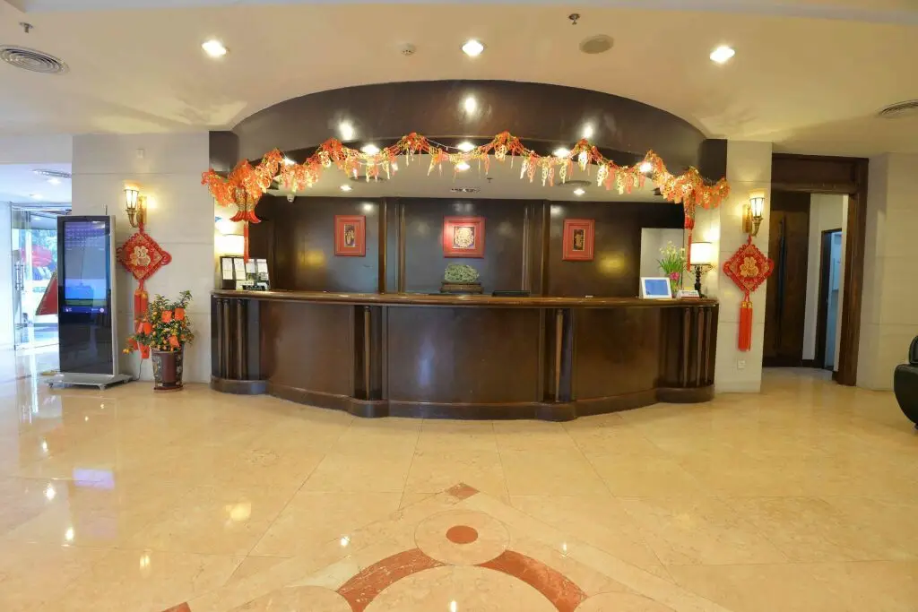 Шэньчжэнь: Ming Wah Apartment Shenzhen