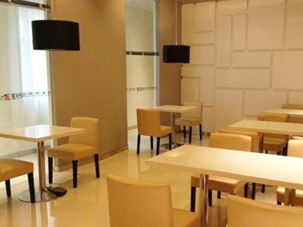 Куньмин: Jinjiang Inn Kunming Century City Branch