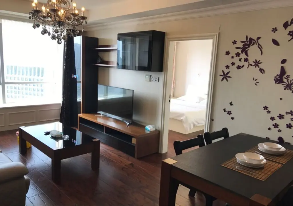 Шанхай: Shanghai Ri Yue Guang Service Apartment