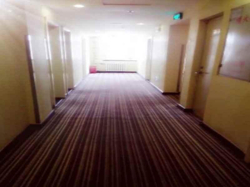 Далянь: 7 Days Inn (Dalian Chunliu Xi'nan Road)