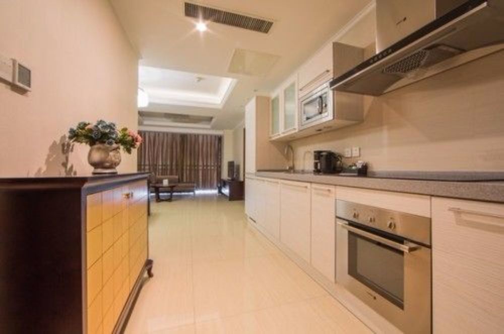 Циндао: Qingdao Center Hotel and Apartment