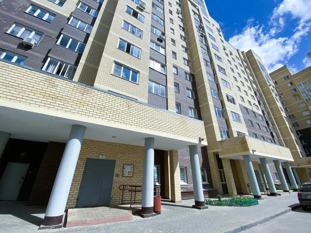 Уют Home (Хоум) на улице Дмитрия Михайлова 1-48 — фото 1