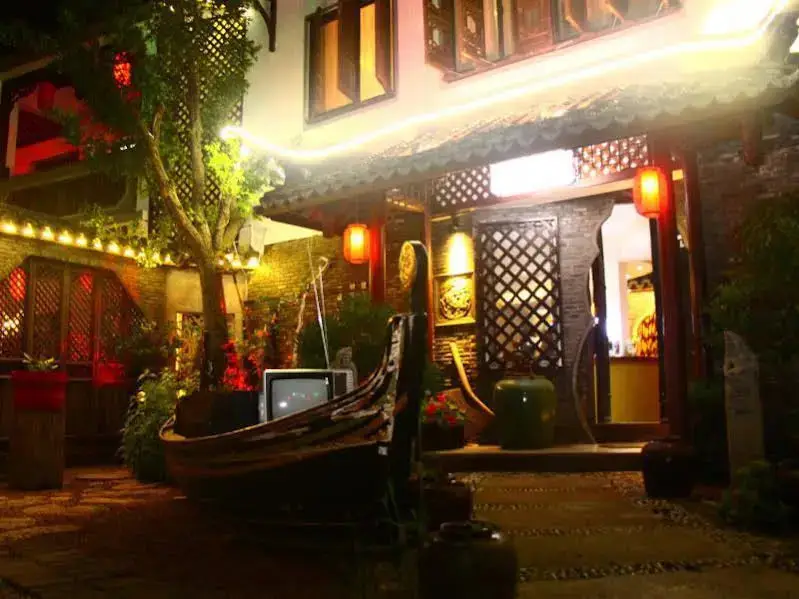 Шанхай: Zhouzhuang Romantic Traveling View Residence
