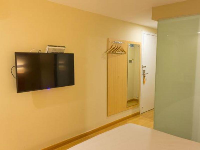 Гуанчжоу: 7 Days Inn Guangzhou Shipaiqiao Metro Branch