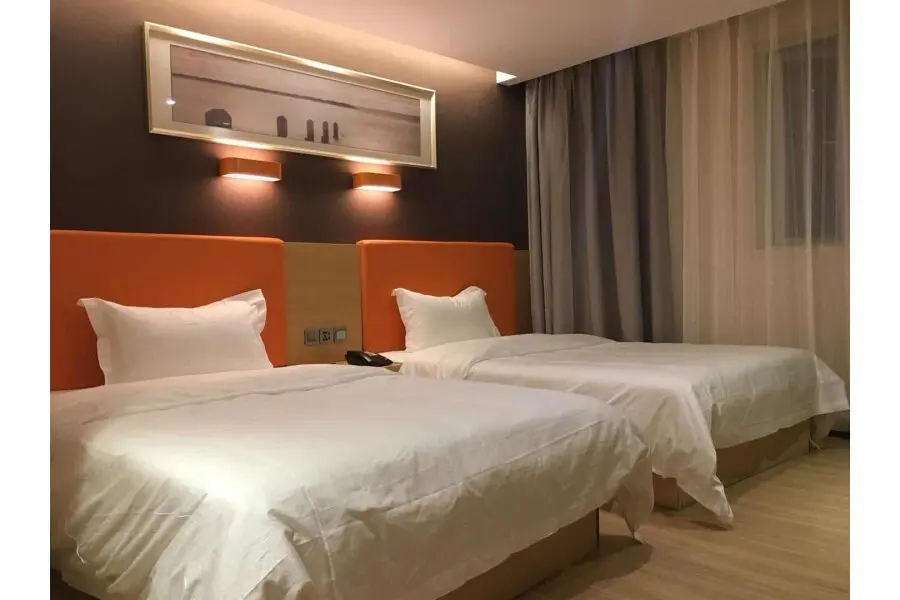 Гуанчжоу: 7 Days Premium Guangzhou Chenjiaci Metro Station
