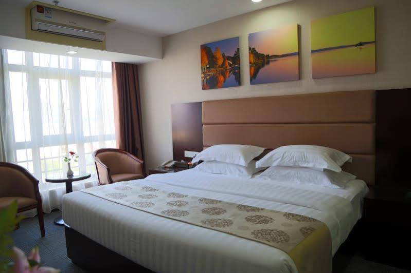 Чжухай: Yongchun Hotel