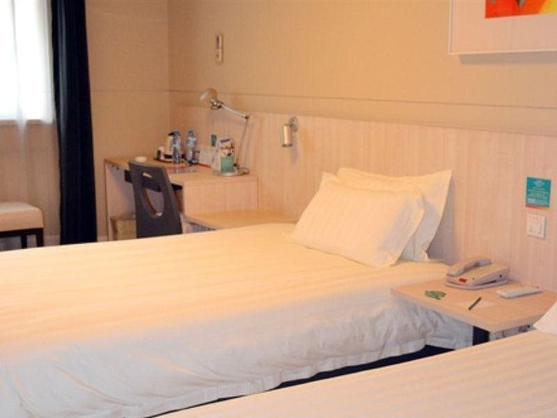 Тяньцзинь: Jinjiang Inn Tianjin Binhai New District Yujiapu