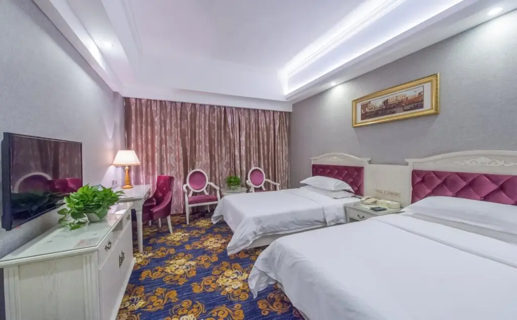 Гуйлинь: Vienna Hotel Guangxi Guilin Shifu Wanda