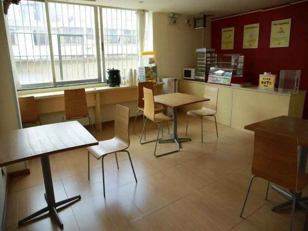Чжухай: 7 Days Hotel Zhuhai Gongbei Port Pedestrian Street