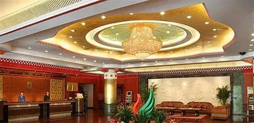 Мяньян: Jiuzhaigou Qianhe International Hotel