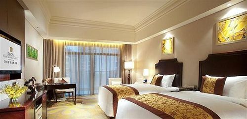 Baoli Ruiting Spring Hotel - Guiyang — фото 1