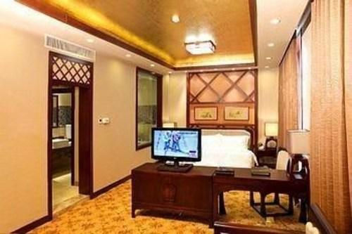 Далянь: Golden Stone Tang Feng International Hot Spring Hotel - Dali