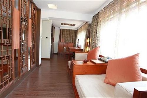 Лицзян: Lion Rock Baboo Park Hotel - Lijiang