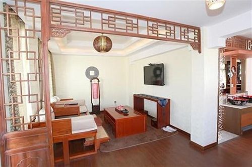 Лицзян: Lion Rock Baboo Park Hotel - Lijiang