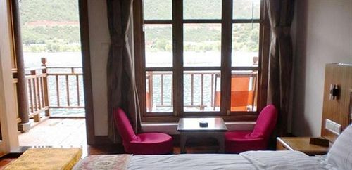 Лицзян: Lugu Lake Luwan Inn - Lijiang