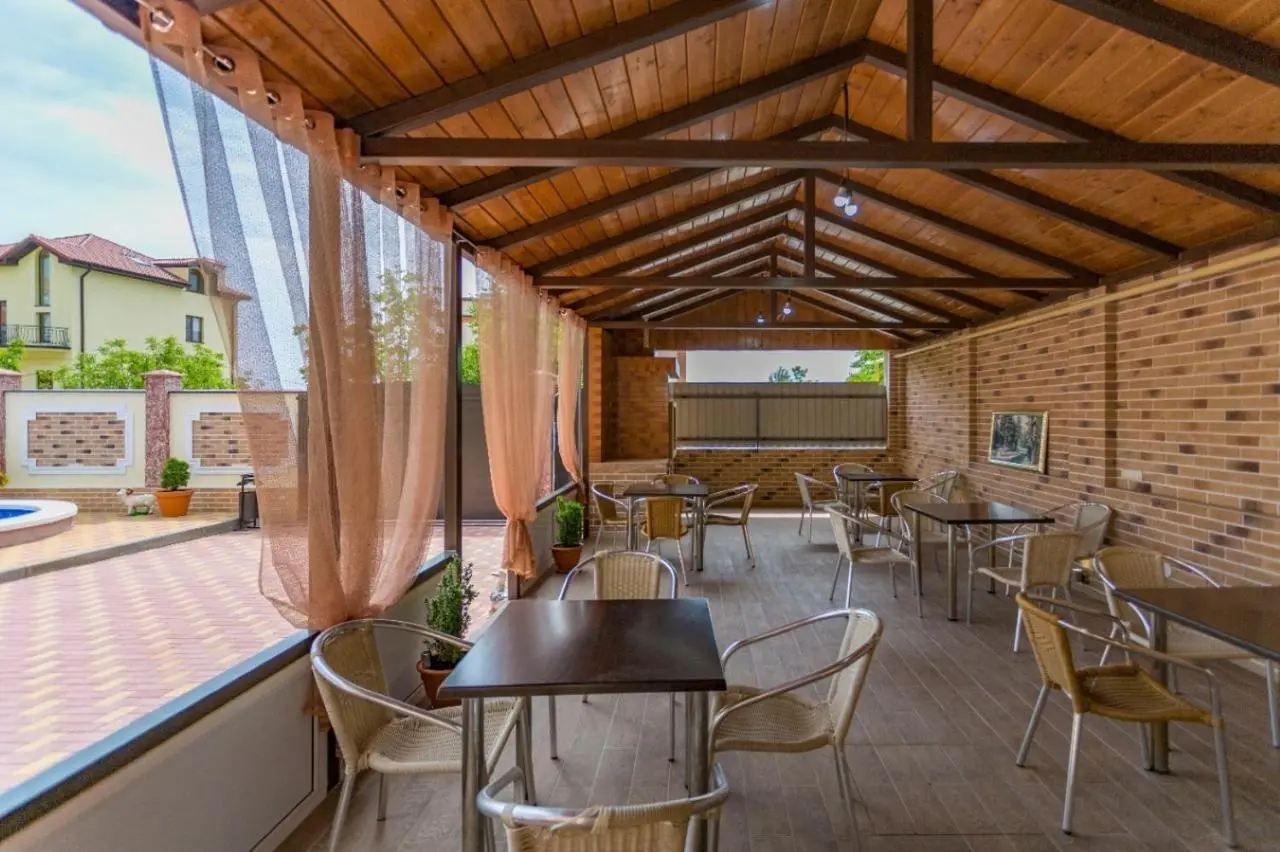 Геленджик: Rafael Guest House