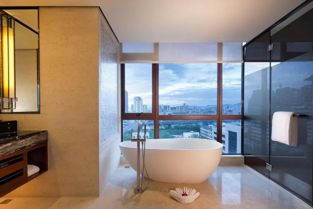 Санья: Crowne Plaza Sanya City Center, an IHG Hotel