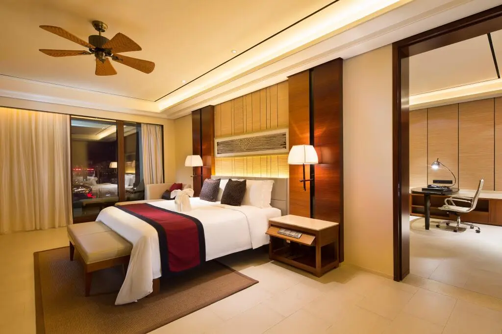 Санья: Crowne Plaza Sanya City Center, an IHG Hotel