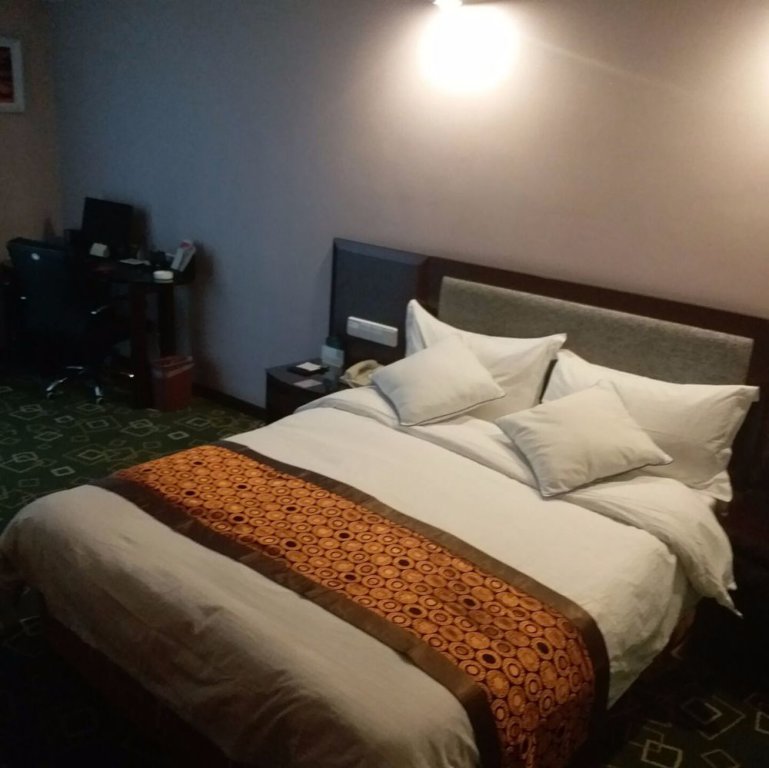 Урумчи: Dushanzi Hotel