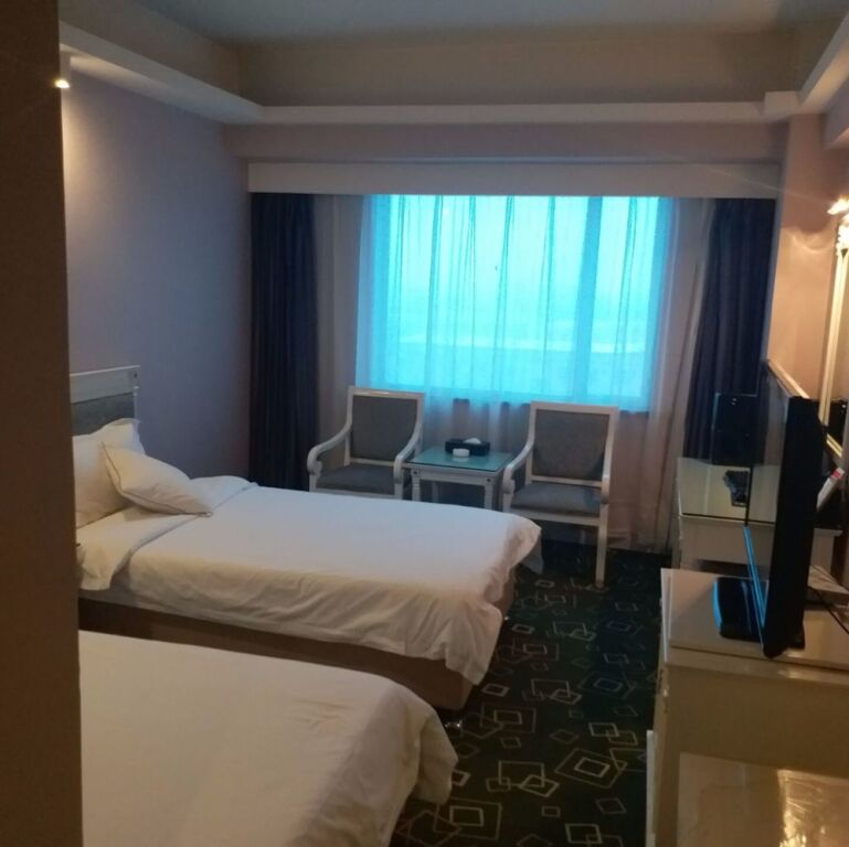 Урумчи: Dushanzi Hotel