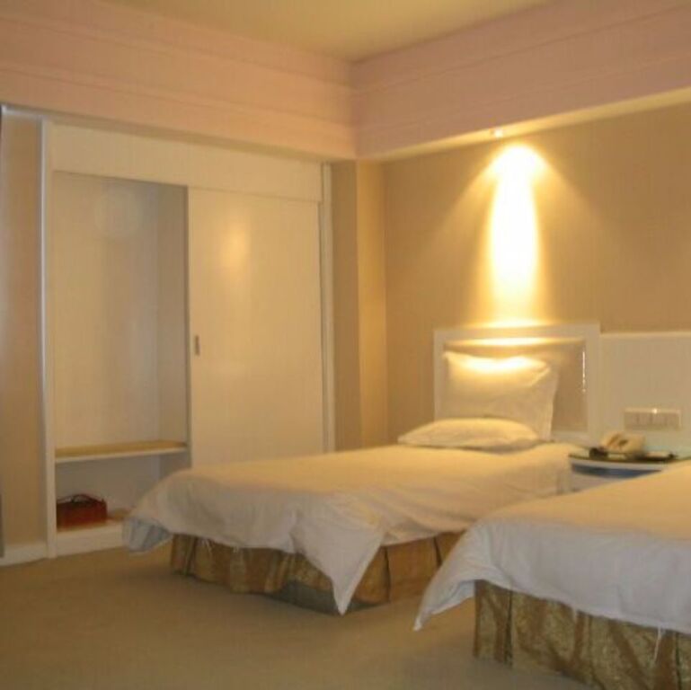 Урумчи: Dushanzi Hotel
