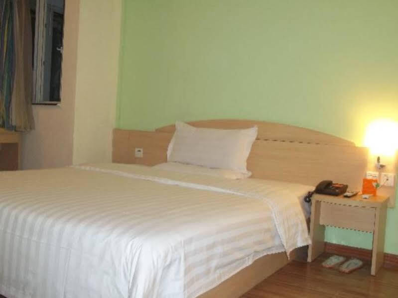 Фучжоу: 7 Days Inn Fuzhou Taijiang Walking Street Branch