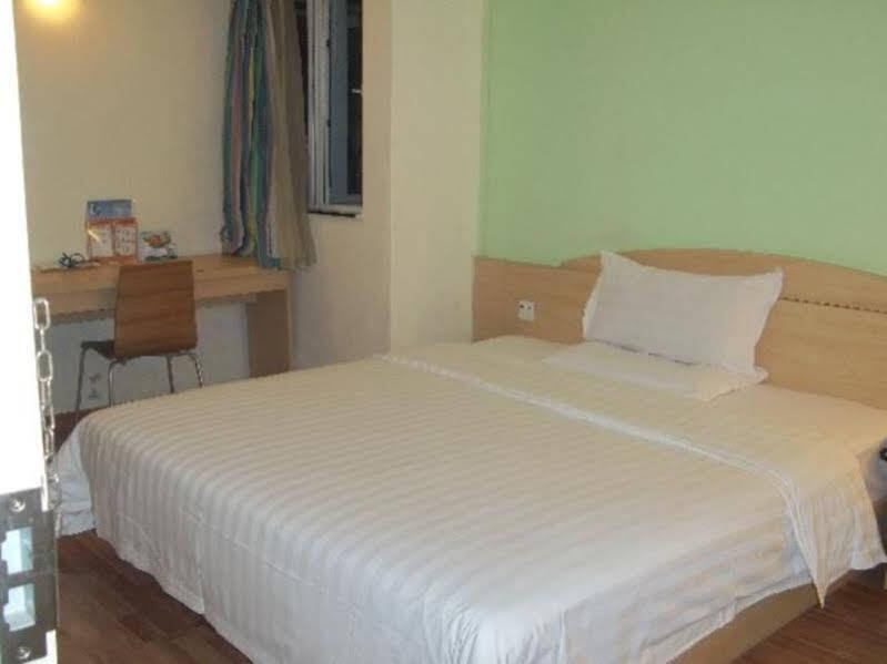 Фучжоу: 7 Days Inn Fuzhou Taijiang Walking Street Branch