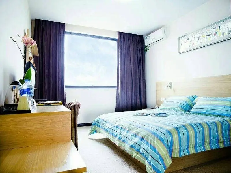 Шанхай: Super 8 Hotel Shanghai Fengxian Sports Center