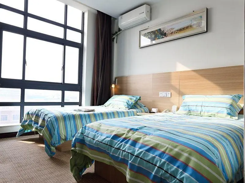 Шанхай: Super 8 Hotel Shanghai Fengxian Sports Center
