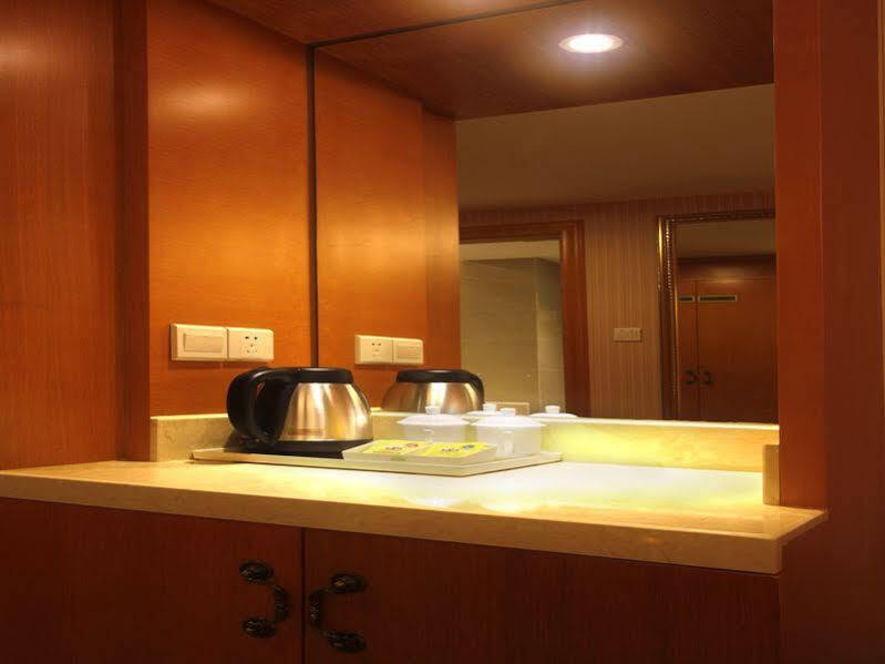 Санья: Hanting Hotel Sanya The First Market Branch