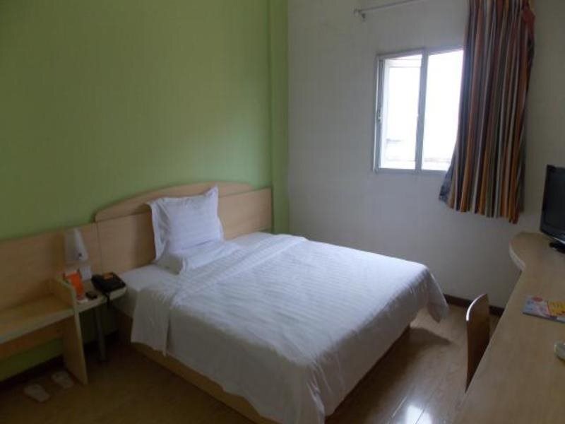 Чэнду: 7 Days Inn - Chengdu Railway North Station Branch