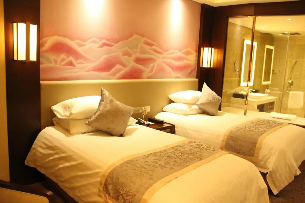 Ханчжоу: Grand New Century Hotel Fuyang