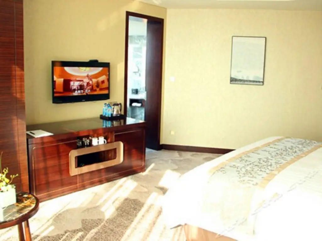 Ханчжоу: Grand New Century Hotel Fuyang