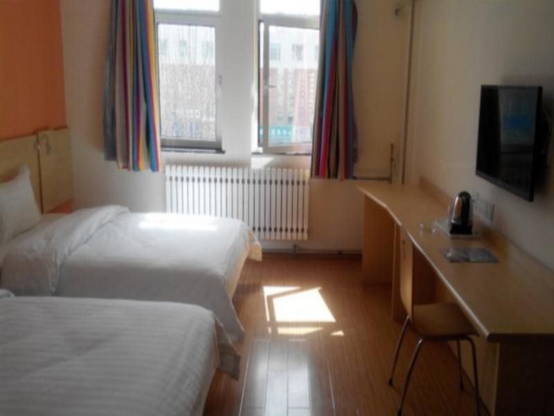 Хух-Хото: 7 Days Inn Hohhot Hailar Street
