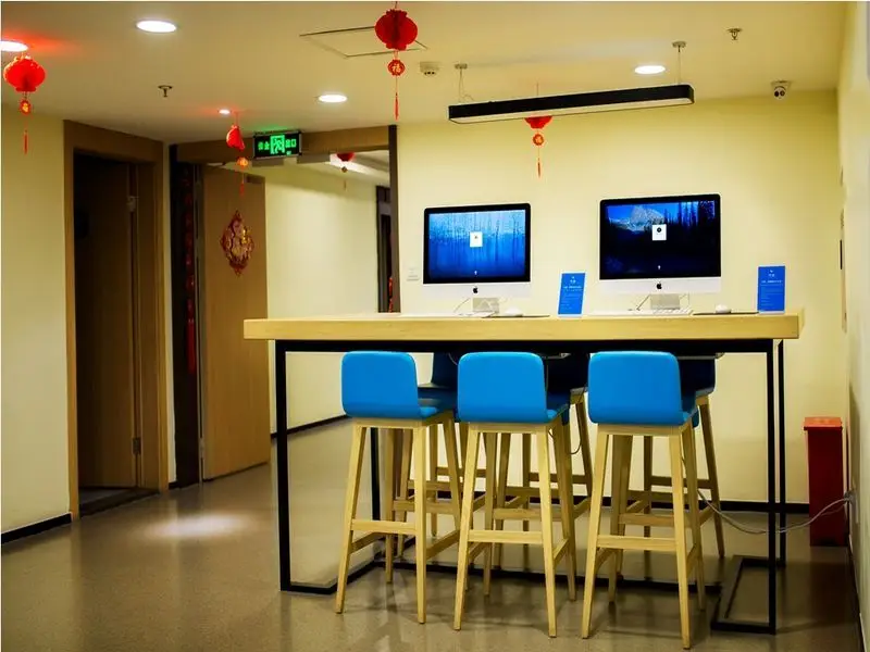 Чэнду: Hanting Hotel Chengdu Tianfu Square Metro Station